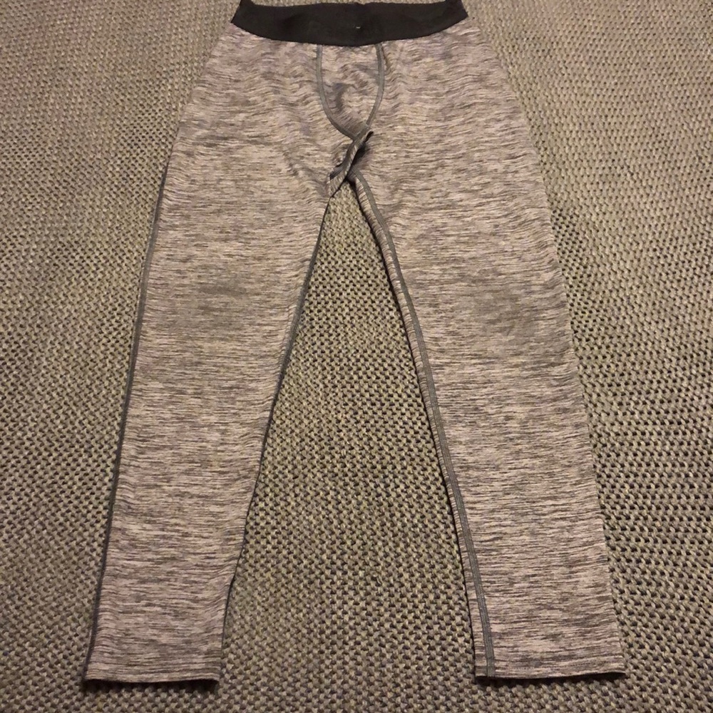 Reebok Cold Weather Compression Set - Picture 3 of 3